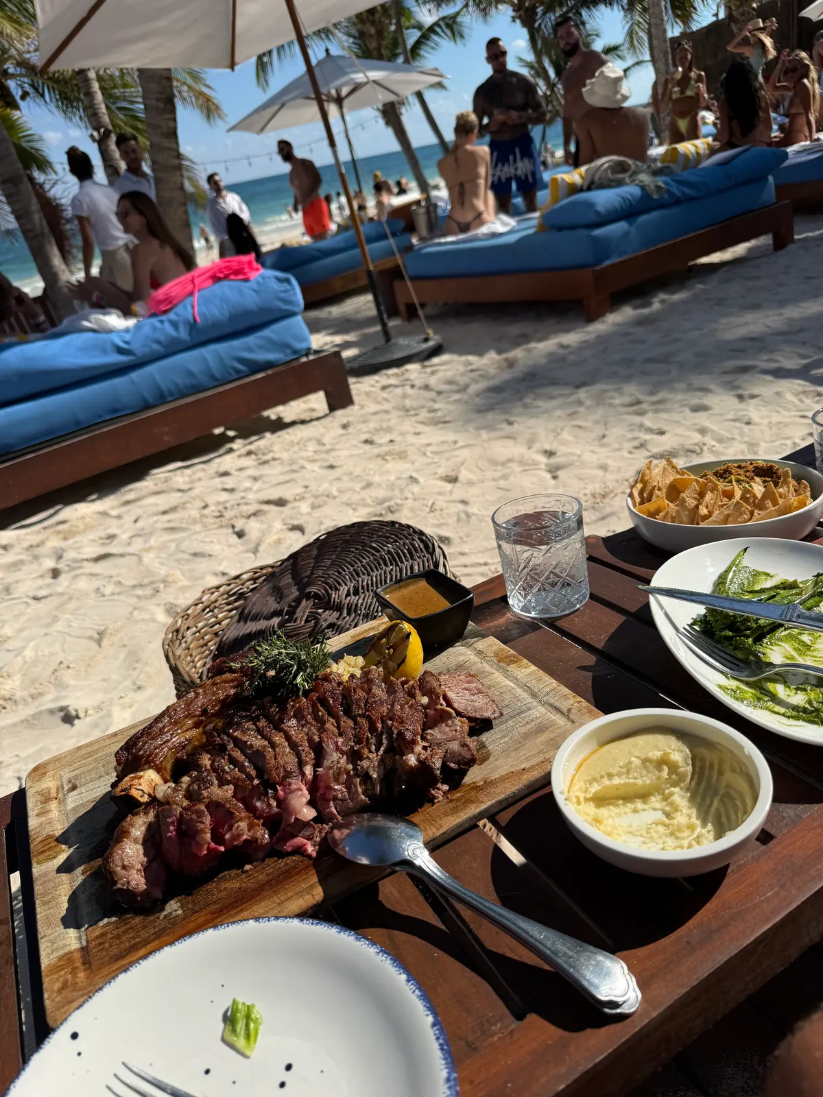 Beach club day, Tulum